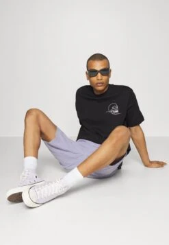 YOURTURN Tee Unisex - Camiseta Estampada - Black -Yourturn 0d6f1b38b45041f1a42daa9fd0f0149a