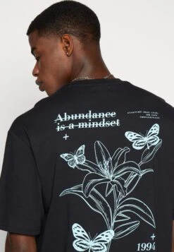 YOURTURN Chest Tee Unisex - Camiseta Estampada - 802 - Black 11 YOURTURN Chest Tee Unisex - Camiseta Estampada - 802 - Black -Yourturn 0e4b4081586c44b38413d45691796242