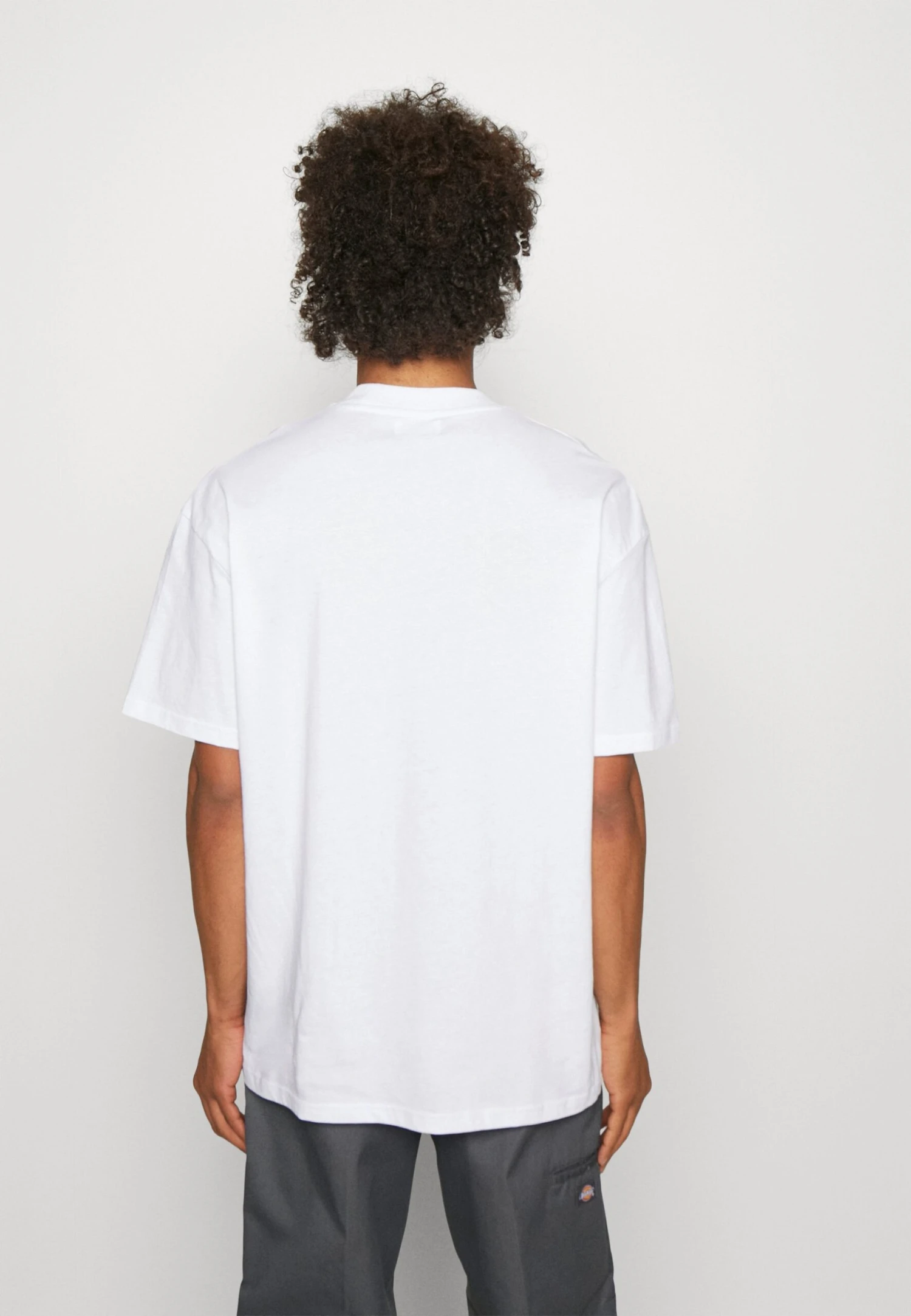 YOURTURN Rule Skull Graphic Tee Unisex - Camiseta Estampada - White 3 YOURTURN Rule Skull Graphic Tee Unisex - Camiseta Estampada - White - Imagen 3