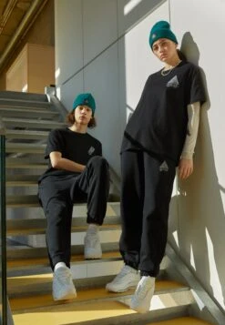 YOURTURN Wincent Weiss Basic - Pantalones Deportivos - Black