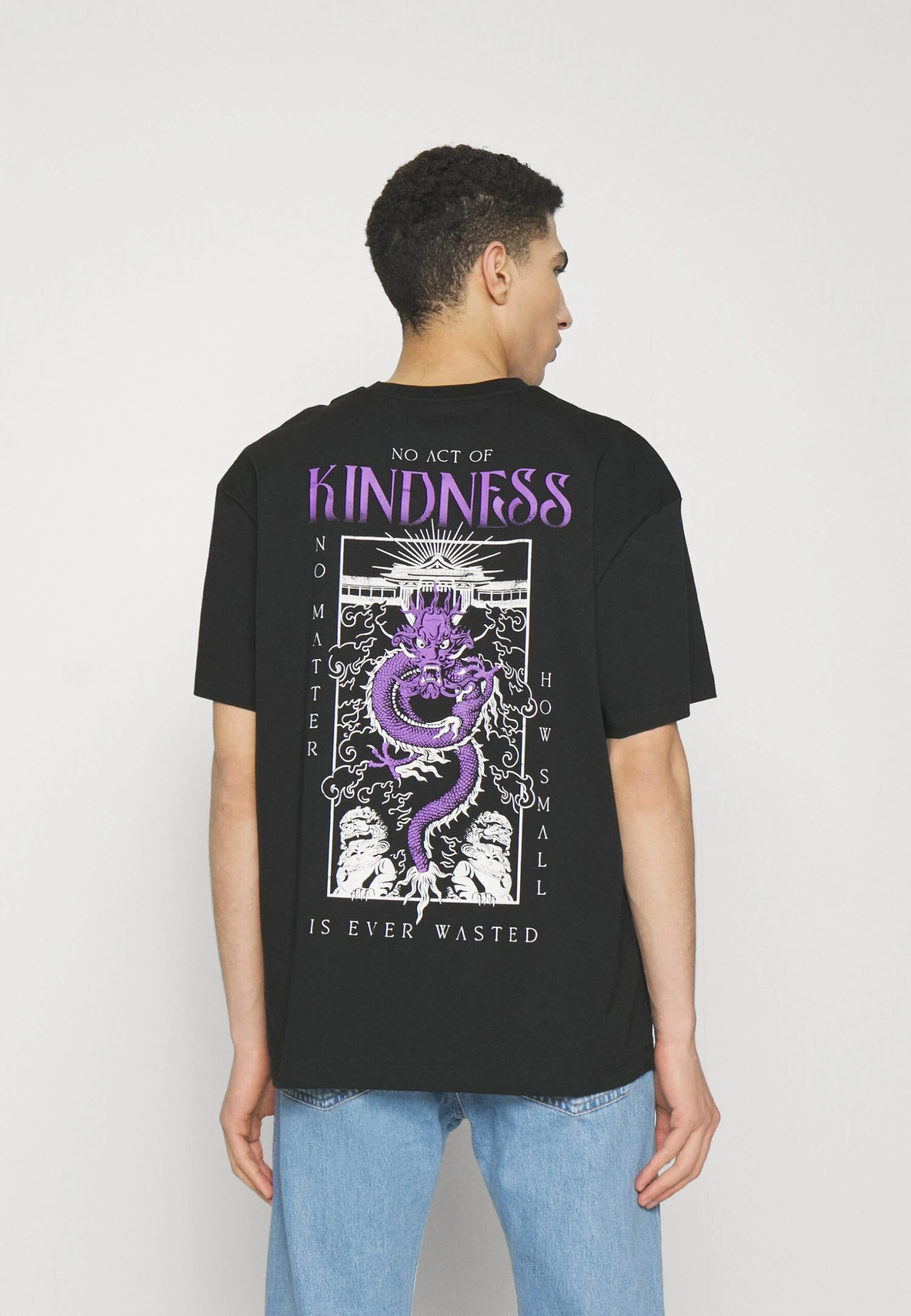 YOURTURN Dragon Graphic TeeUnisex - Camiseta Estampada - Black 1 YOURTURN Dragon Graphic TeeUnisex - Camiseta Estampada - Black