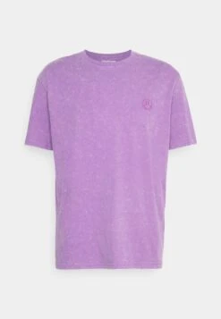 YOURTURN Yt-0722-1002Smiley Wash Tee / 404 - Purple - Camiseta Básica - 404 - Purple 10 YOURTURN Yt-0722-1002Smiley Wash Tee / 404 - Purple - Camiseta Básica - 404 - Purple -Yourturn 2c4364b654a4418d92c971583ae42406