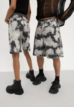 YOURTURN Unisex - Shorts Vaqueros - Black Denim 7 YOURTURN Unisex - Shorts Vaqueros - Black Denim -Yourturn 2cd9be114197419383c232b9b8d8d95f