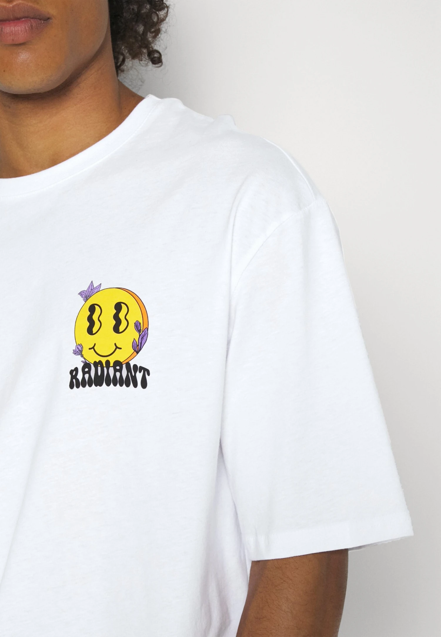 YOURTURN Unisex - Camiseta Estampada - White 6 YOURTURN Unisex - Camiseta Estampada - White - Imagen 6