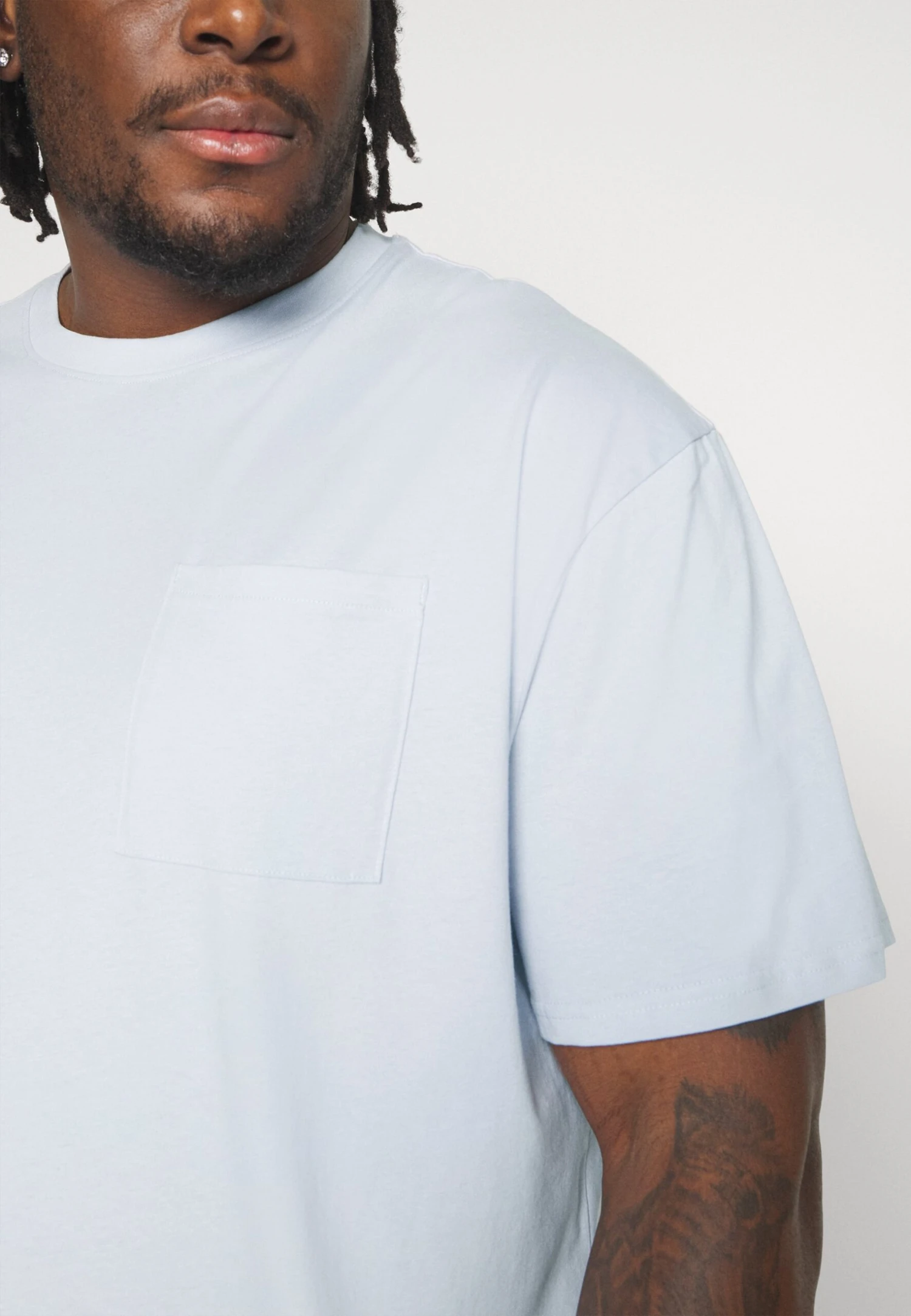 YOURTURN Unisex 2 Pack- Camiseta Básica - Light Blue/Dark Blue 8 YOURTURN Unisex 2 Pack- Camiseta Básica - Light Blue/Dark Blue - Imagen 8