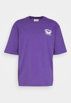 YOURTURN Nostalgia Future Tee Unisex - Camiseta Estampada - Purple 10 YOURTURN Nostalgia Future Tee Unisex - Camiseta Estampada - Purple -Yourturn 43487c7f1f144ab58d5b1fcdd2bae002