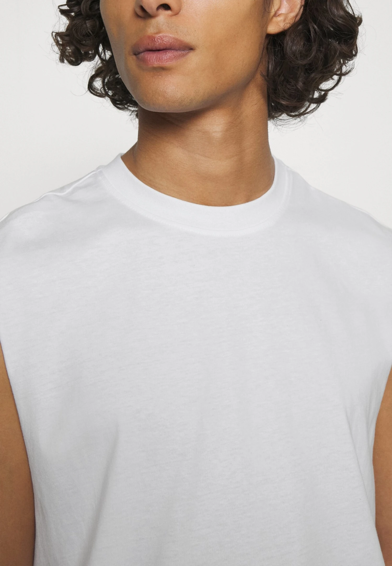 YOURTURN Unisex 2 Pack - Top - White, Black 9 YOURTURN Unisex 2 Pack - Top - White, Black - Imagen 9