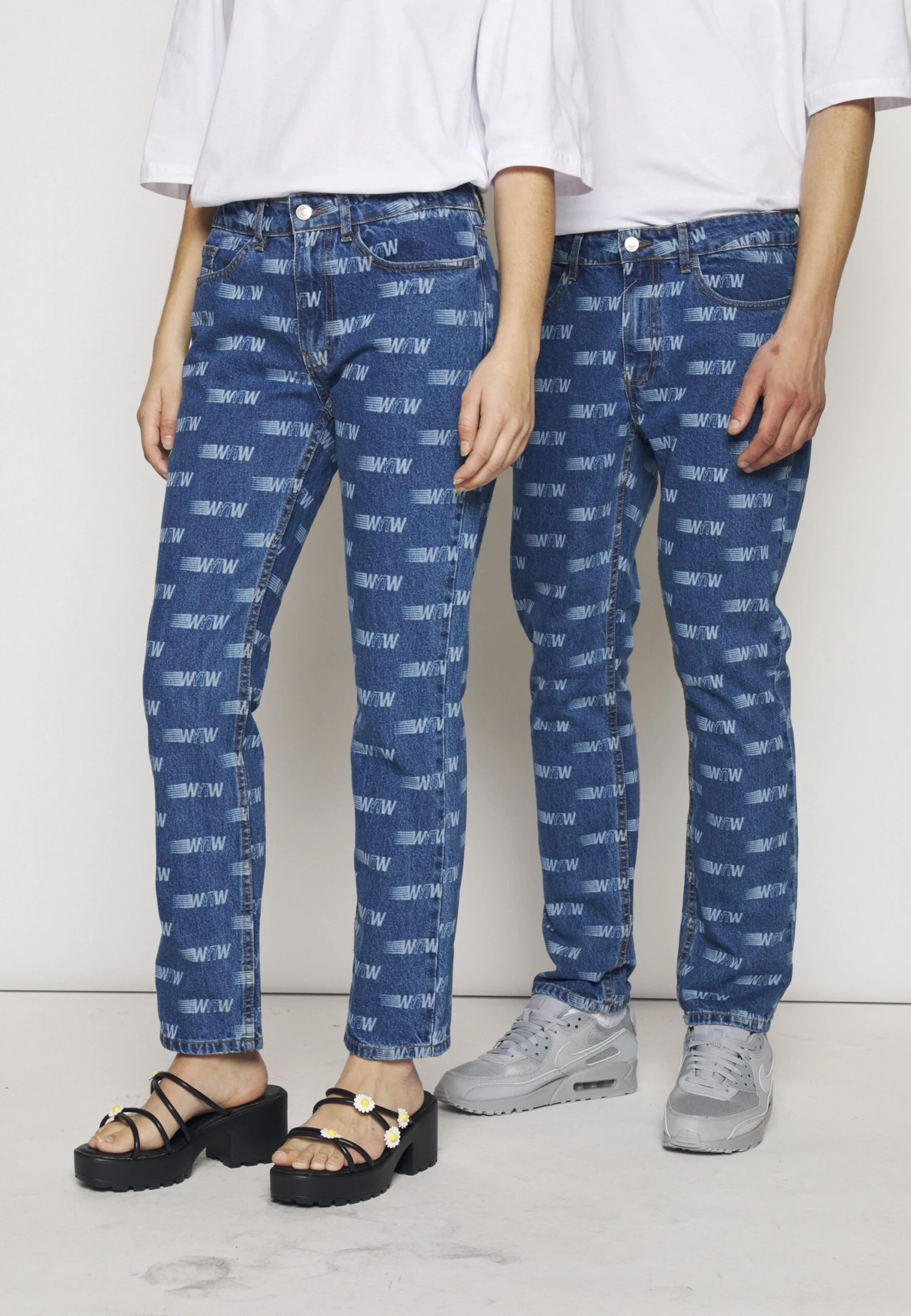 YOURTURN WincentWeiss Unisex - Vaqueros Rectos - Blue Denim 3 YOURTURN WincentWeiss Unisex - Vaqueros Rectos - Blue Denim - Imagen 3