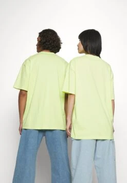 YOURTURN Unisex - Camiseta Estampada - Light Yellow -Yourturn 569cd73638034c7ba267b2a74d7a7077