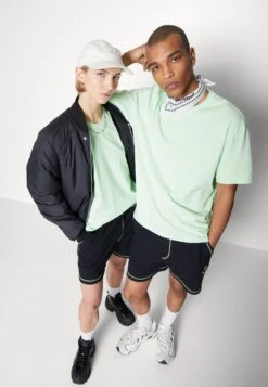 YOURTURN Unisex - Camiseta Estampada - Light Green -Yourturn 60ce607b690f44bbaf2b1a55780c0142