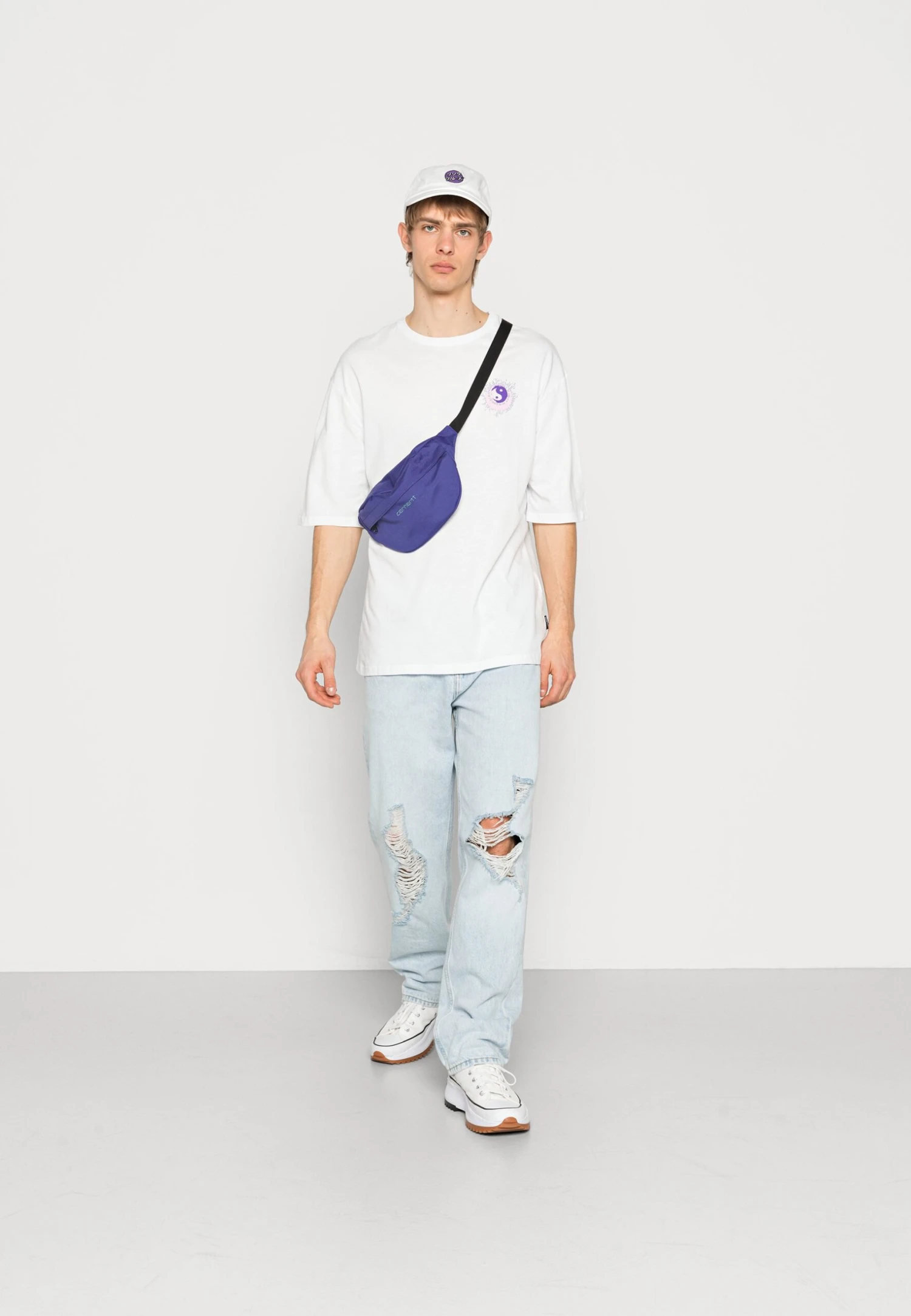 YOURTURN Good In Everything Graphic T-Shirt Unisex - Camiseta Estampada - White 2 YOURTURN Good In Everything Graphic T-Shirt Unisex - Camiseta Estampada - White - Imagen 2