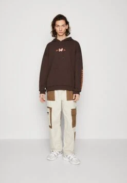 Yourturn -Yourturn 7e54475f49ab455ea641890d290132c2