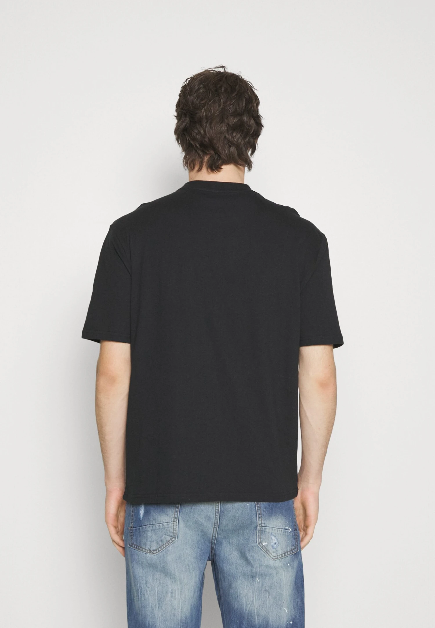 YOURTURN Fallen Schoolzi - Camiseta Estampada - Black 3 YOURTURN Fallen Schoolzi - Camiseta Estampada - Black - Imagen 3