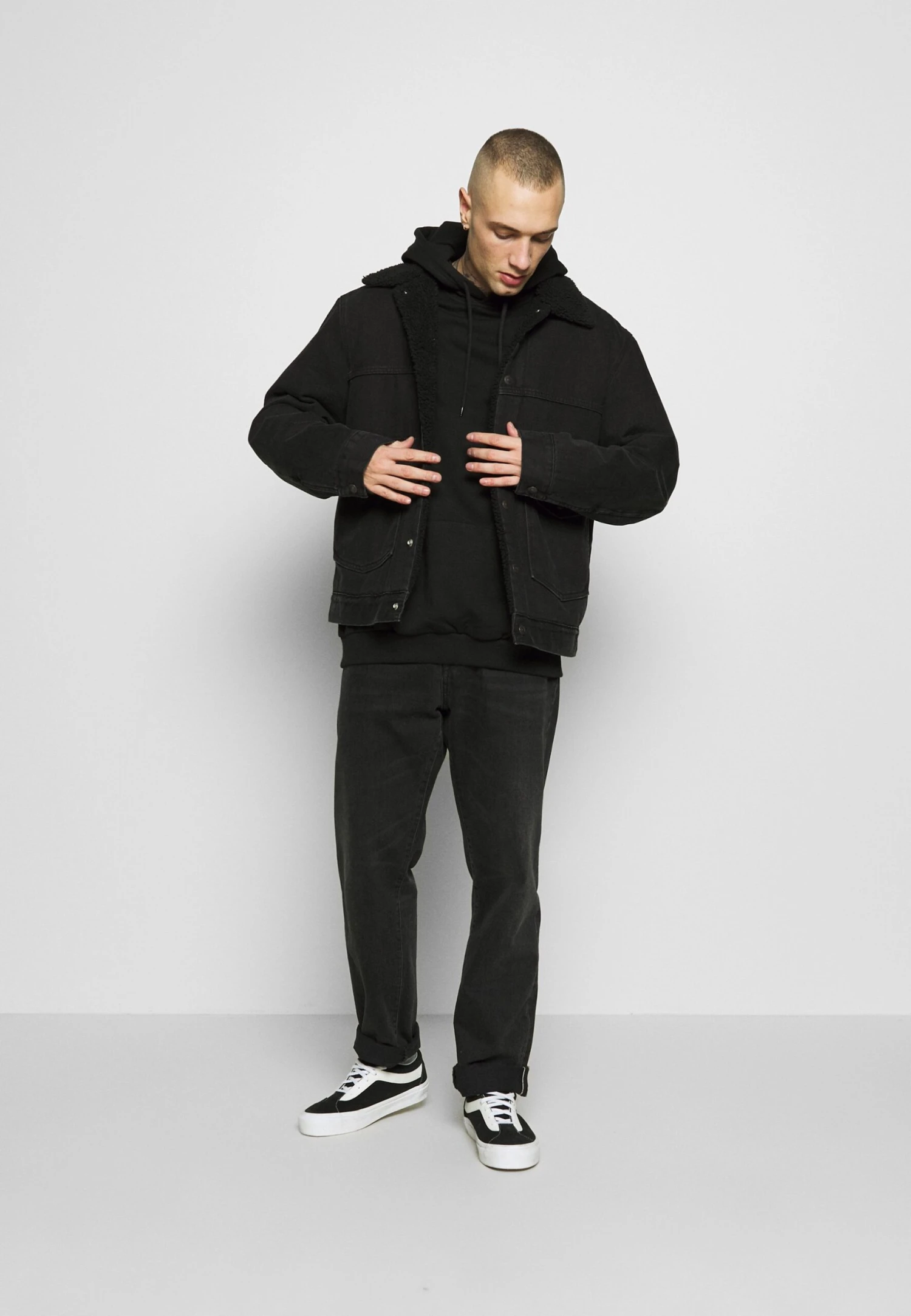 YOURTURN Jersey Con Capucha - Black 2 YOURTURN Jersey Con Capucha - Black - Imagen 2