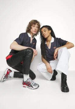 YOURTURN Unisex - Polo - Black -Yourturn 9ba93b2a214d4d7fa70de4e96441cad0