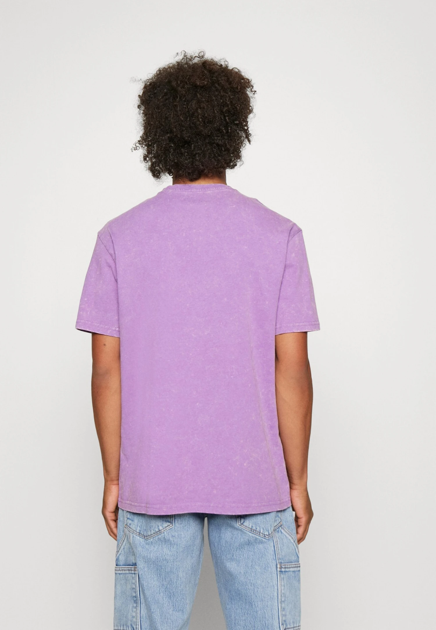 YOURTURN Yt-0722-1002Smiley Wash Tee / 404 - Purple - Camiseta Básica - 404 - Purple 3 YOURTURN Yt-0722-1002Smiley Wash Tee / 404 - Purple - Camiseta Básica - 404 - Purple - Imagen 3