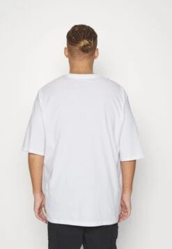 YOURTURN Unisex 3 Pack- Camiseta Básica - White/Lilac/Black 17 YOURTURN Unisex 3 Pack- Camiseta Básica - White/Lilac/Black -Yourturn a1a76bf9906b4a7da28a38512a08dc52