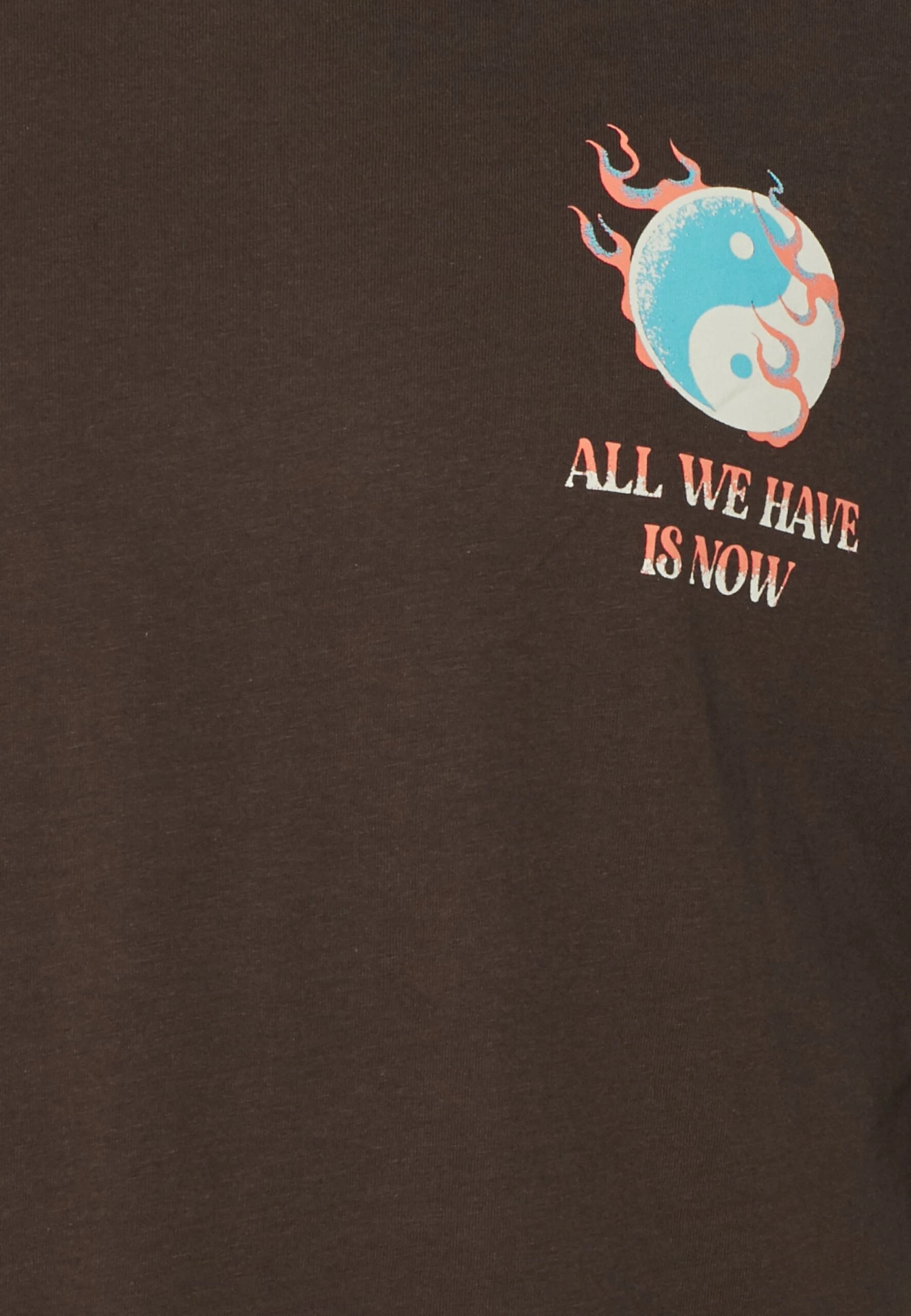 YOURTURN Graphic Tee Unisex - Camiseta Estampada - Brown 3 YOURTURN Graphic Tee Unisex - Camiseta Estampada - Brown - Imagen 3