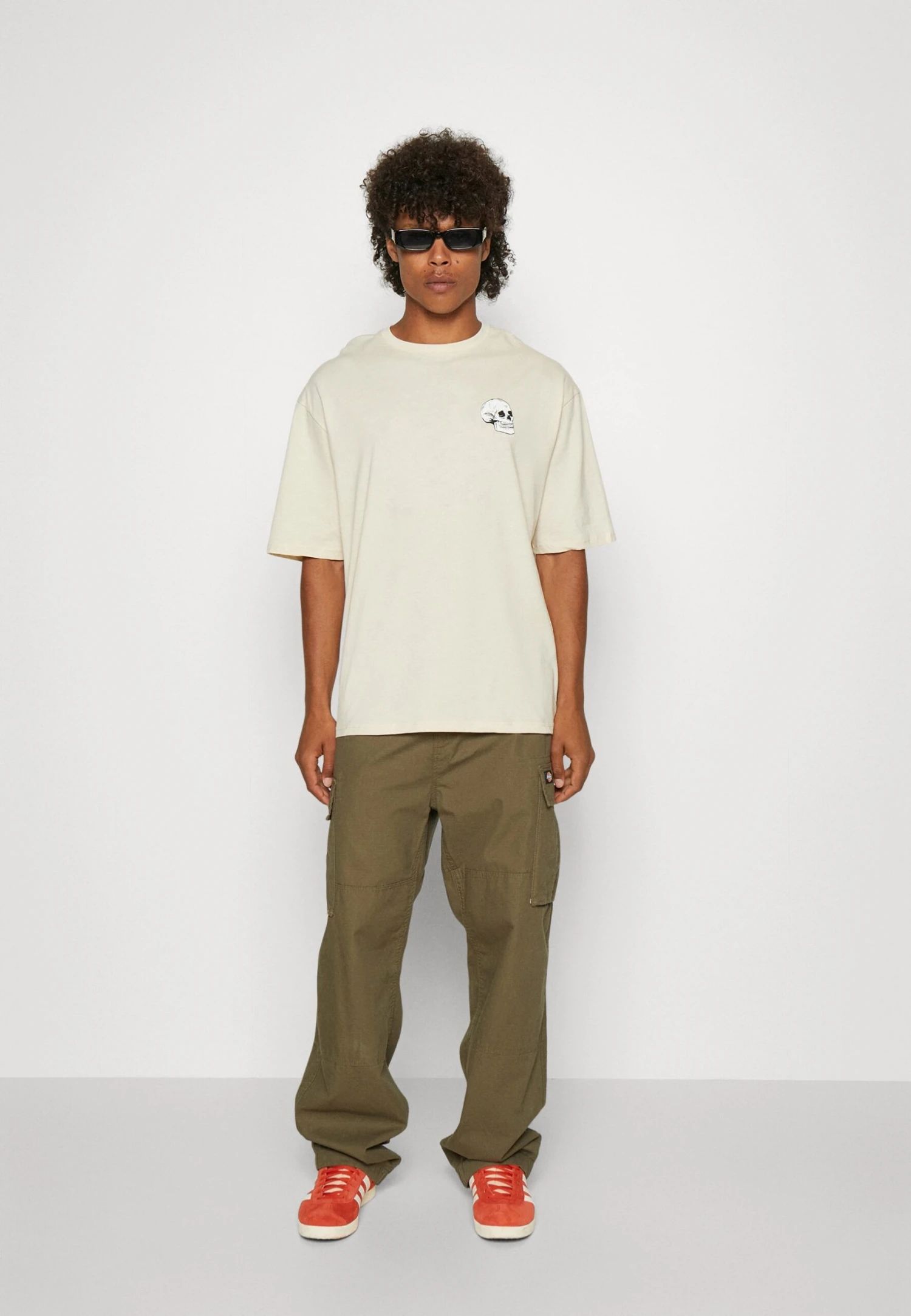 YOURTURN SkullGraphic- Camiseta Estampada - Beige 2 YOURTURN SkullGraphic- Camiseta Estampada - Beige - Imagen 2