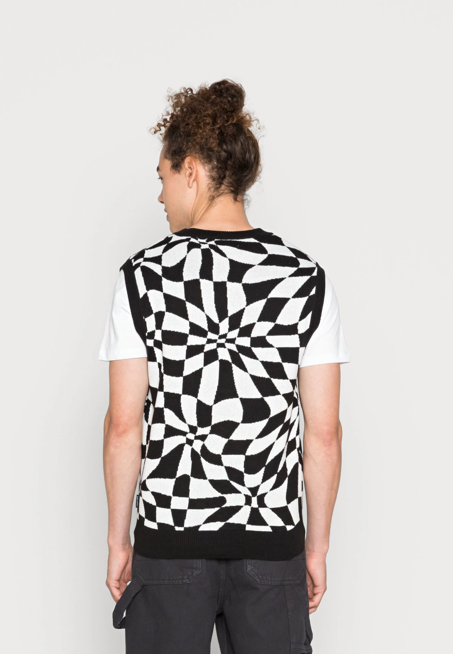 YOURTURN Distorted Check Vest Unisex - Jersey De Punto - Black/White 3 YOURTURN Distorted Check Vest Unisex - Jersey De Punto - Black/White - Imagen 3