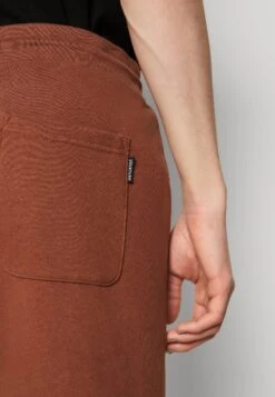 YOURTURN Unisex 2 Pack- Pantalones Deportivos - Brown/Off-White 13 YOURTURN Unisex 2 Pack- Pantalones Deportivos - Brown/Off-White -Yourturn ba321d5e3077436682f502a9bd72d561