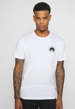 YOURTURN Eye Moon Tee Unisex - Camiseta Estampada - White 8 YOURTURN Eye Moon Tee Unisex - Camiseta Estampada - White -Yourturn ba591ffaaba04992a8b039fa3f3881a3