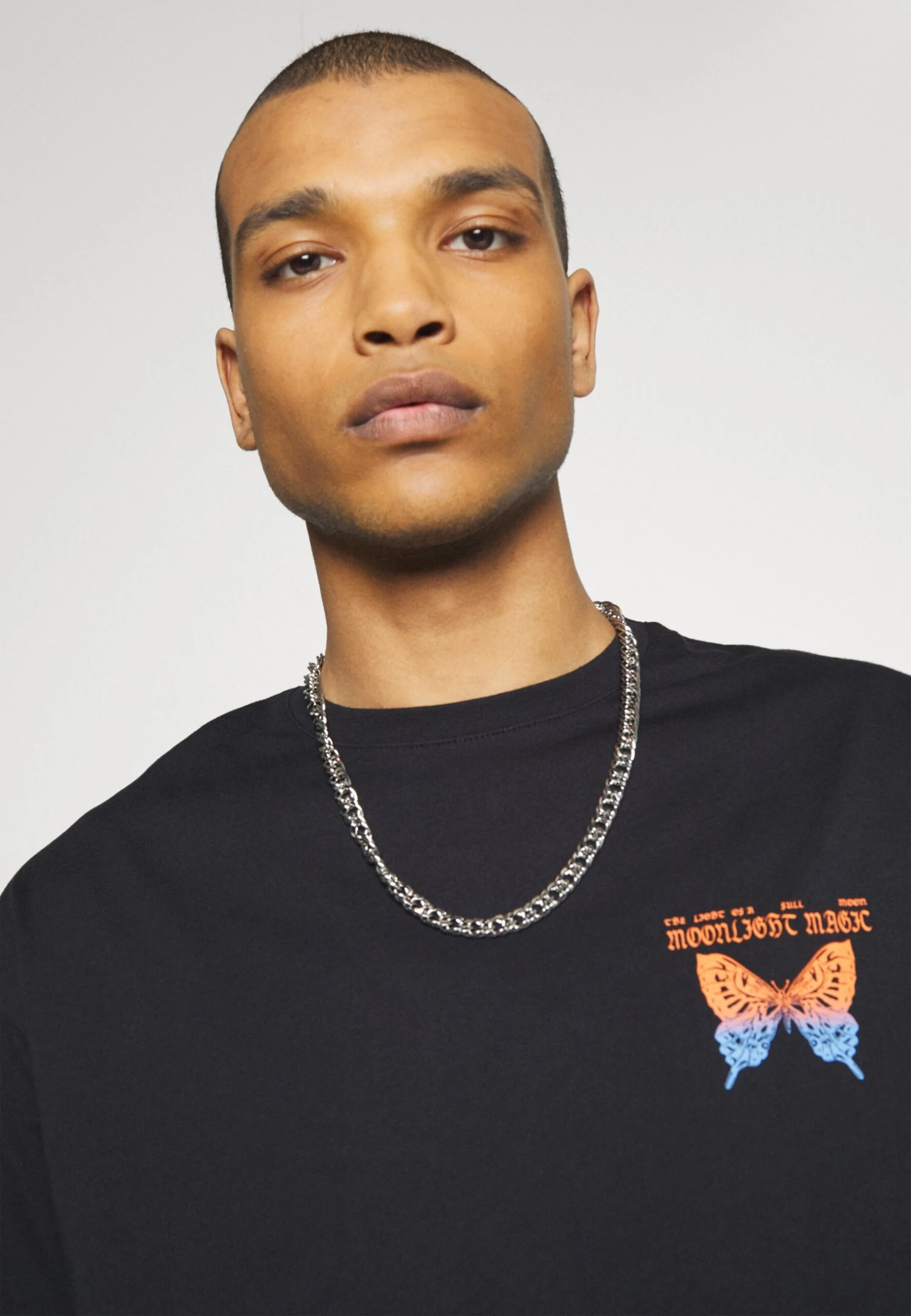 YOURTURN Unisex - Camiseta Estampada - Black 4 YOURTURN Unisex - Camiseta Estampada - Black - Imagen 4