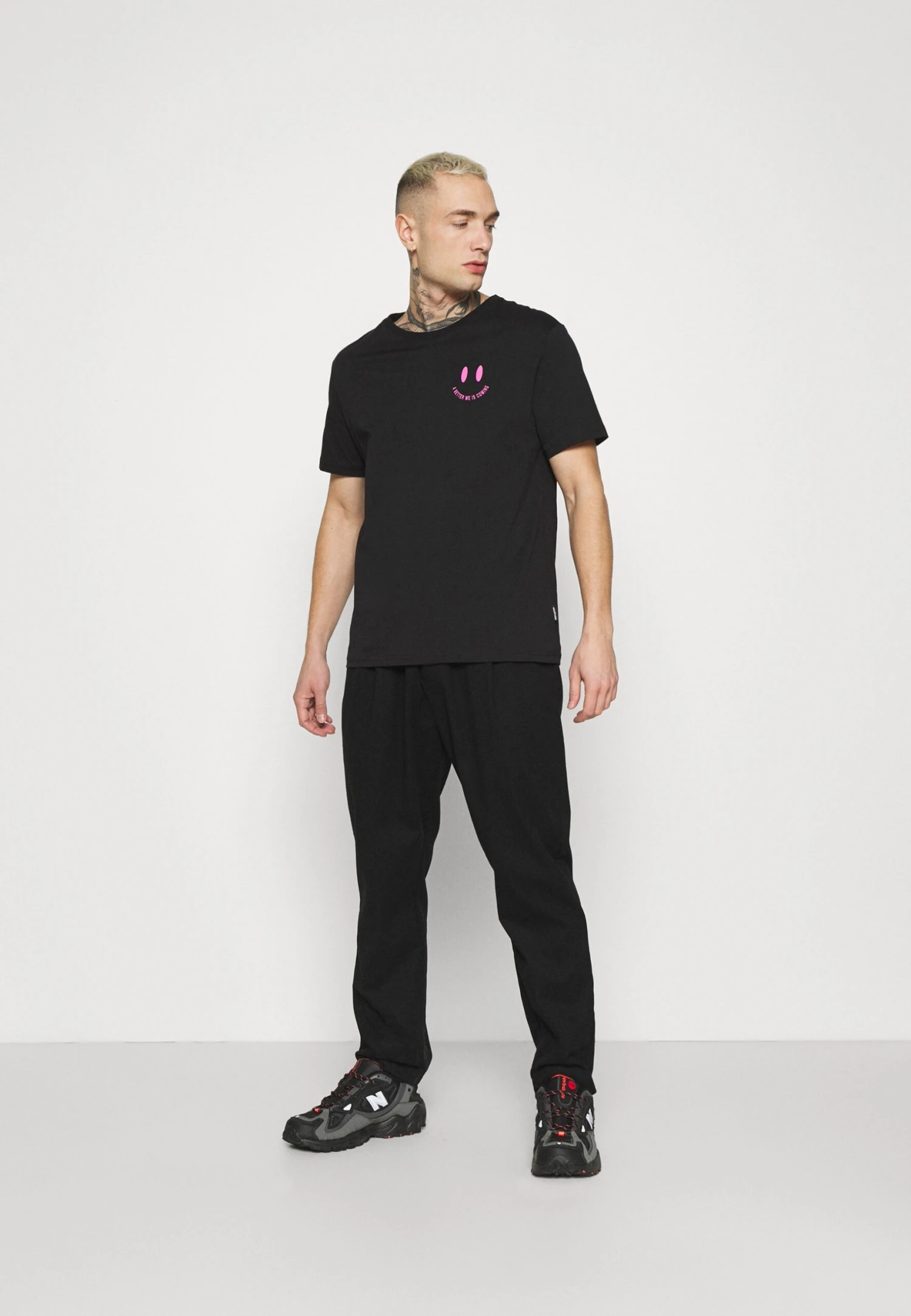 YOURTURN Camiseta Estampada - Black 2 YOURTURN Camiseta Estampada - Black - Imagen 2