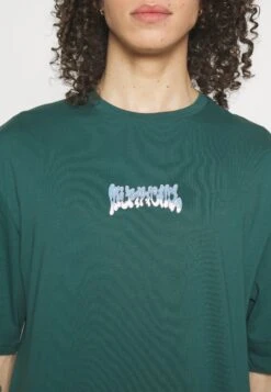 YOURTURN Graphic Tee Unisex - Camiseta Estampada - Green -Yourturn caccbca8605d4518884a8ef1de8b6cd1