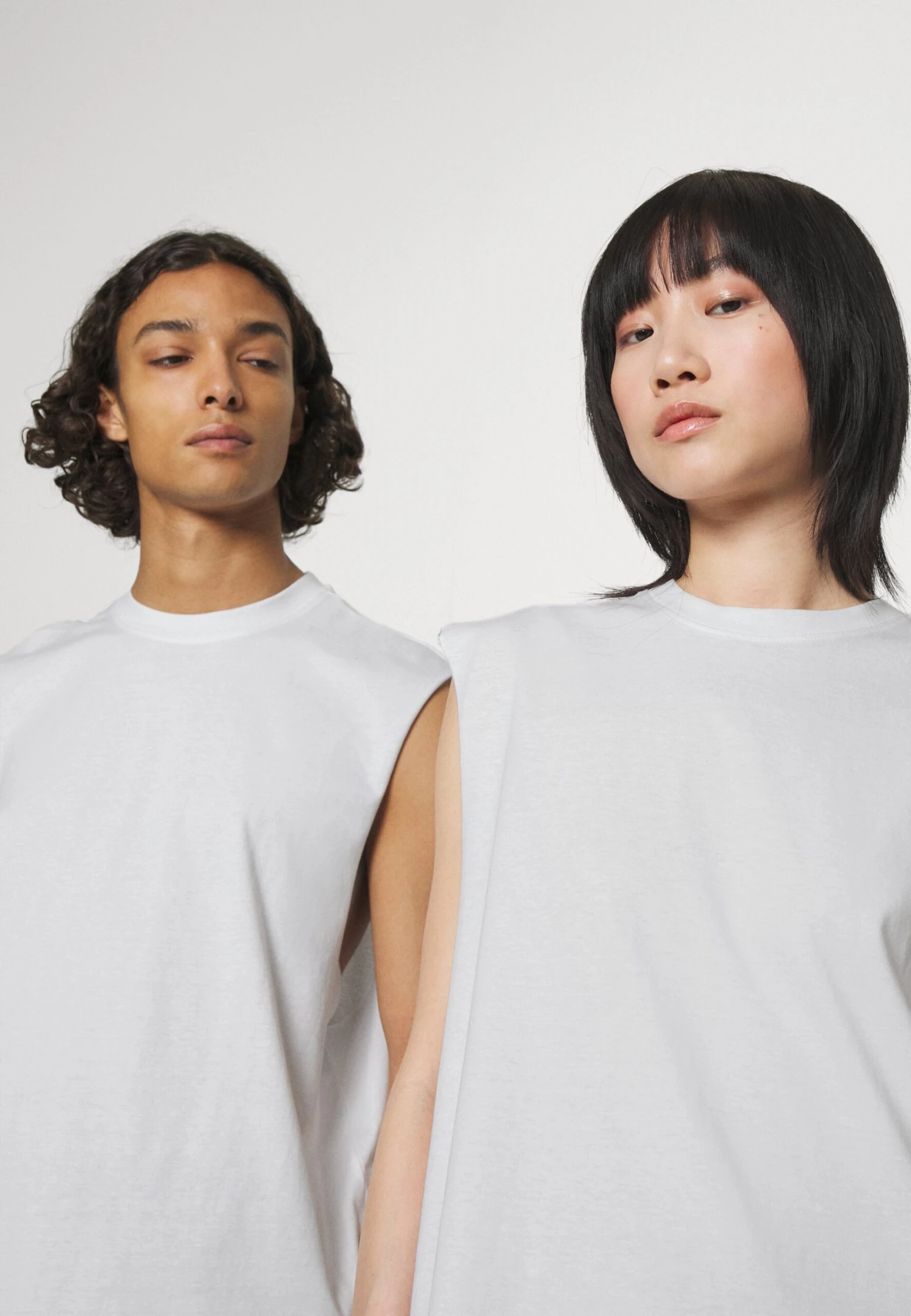 YOURTURN Unisex 2 Pack - Top - White, Black 6 YOURTURN Unisex 2 Pack - Top - White, Black - Imagen 6