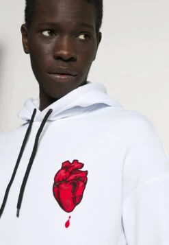 YOURTURN Jersey Con Capucha - White -Yourturn d5bec16791984c3e827a91af0b906b50