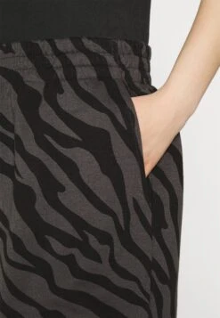 YOURTURN Unisex - Shorts - Dark Grey 11 YOURTURN Unisex - Shorts - Dark Grey -Yourturn d72555a0c93f498496bcfb8210079d9c