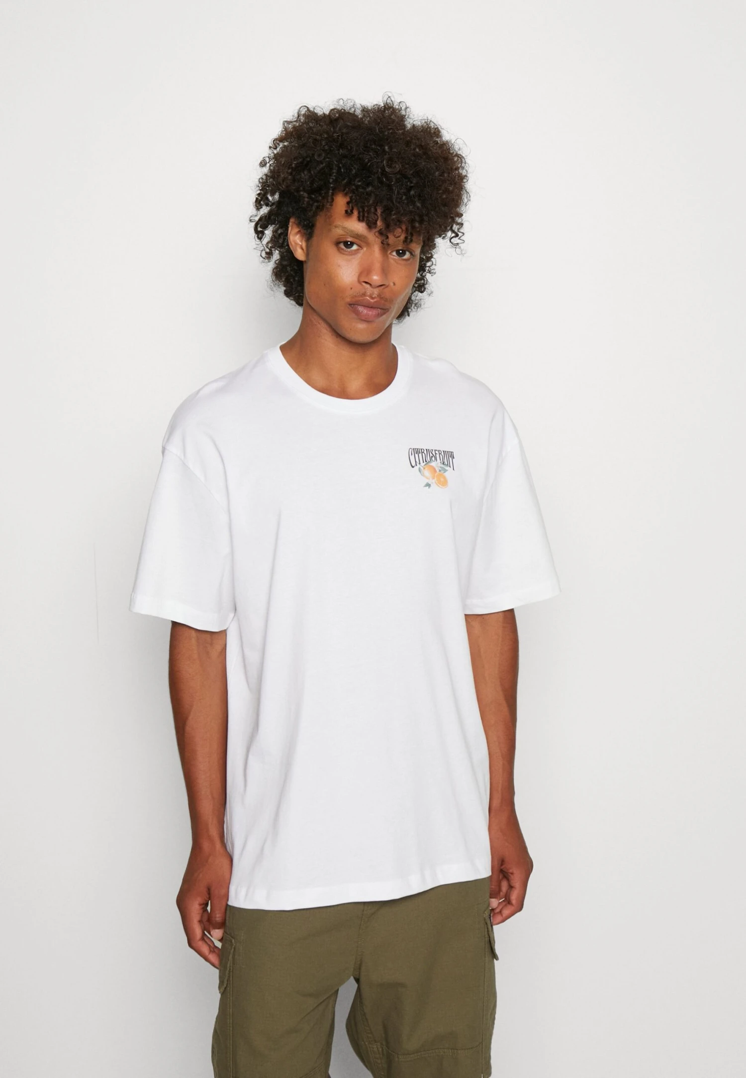 YOURTURN Orange Fruit Graphic Tee- Camiseta Estampada - White 1 YOURTURN Orange Fruit Graphic Tee- Camiseta Estampada - White