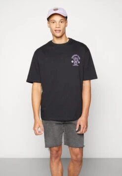 YOURTURN Heart Graphic Backprint Tee Unisex - Camiseta Estampada - Black 9 YOURTURN Heart Graphic Backprint Tee Unisex - Camiseta Estampada - Black -Yourturn dd105627c01b44339060d9b3092b028e