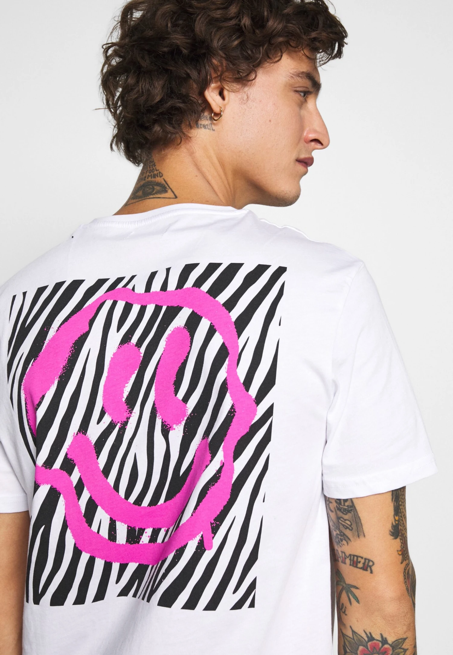 YOURTURN Camiseta Estampada - White 7 YOURTURN Camiseta Estampada - White - Imagen 7