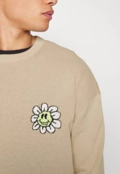 YOURTURN Crewneck With A Flower - Jersey De Punto - Beige 11 YOURTURN Crewneck With A Flower - Jersey De Punto - Beige -Yourturn dfaed8f3ebab418ea73d63153f391822