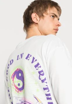 YOURTURN Good In Everything Graphic T-Shirt Unisex - Camiseta Estampada - White 9 YOURTURN Good In Everything Graphic T-Shirt Unisex - Camiseta Estampada - White -Yourturn ee2f242defc5465f812743180f7f1ec7