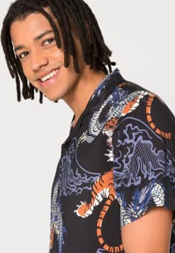 YOURTURN Unisex - Camisa - Black 9 YOURTURN Unisex - Camisa - Black -Yourturn f9bdc9f5524a451a8d3c71f7b02b622b