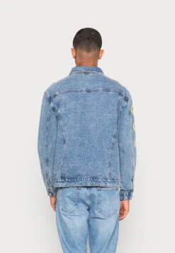 YOURTURN Unisex - Chaqueta Vaquera - Blue Denim -Yourturn f9ffe690cf694787a2d1b3e054c20636